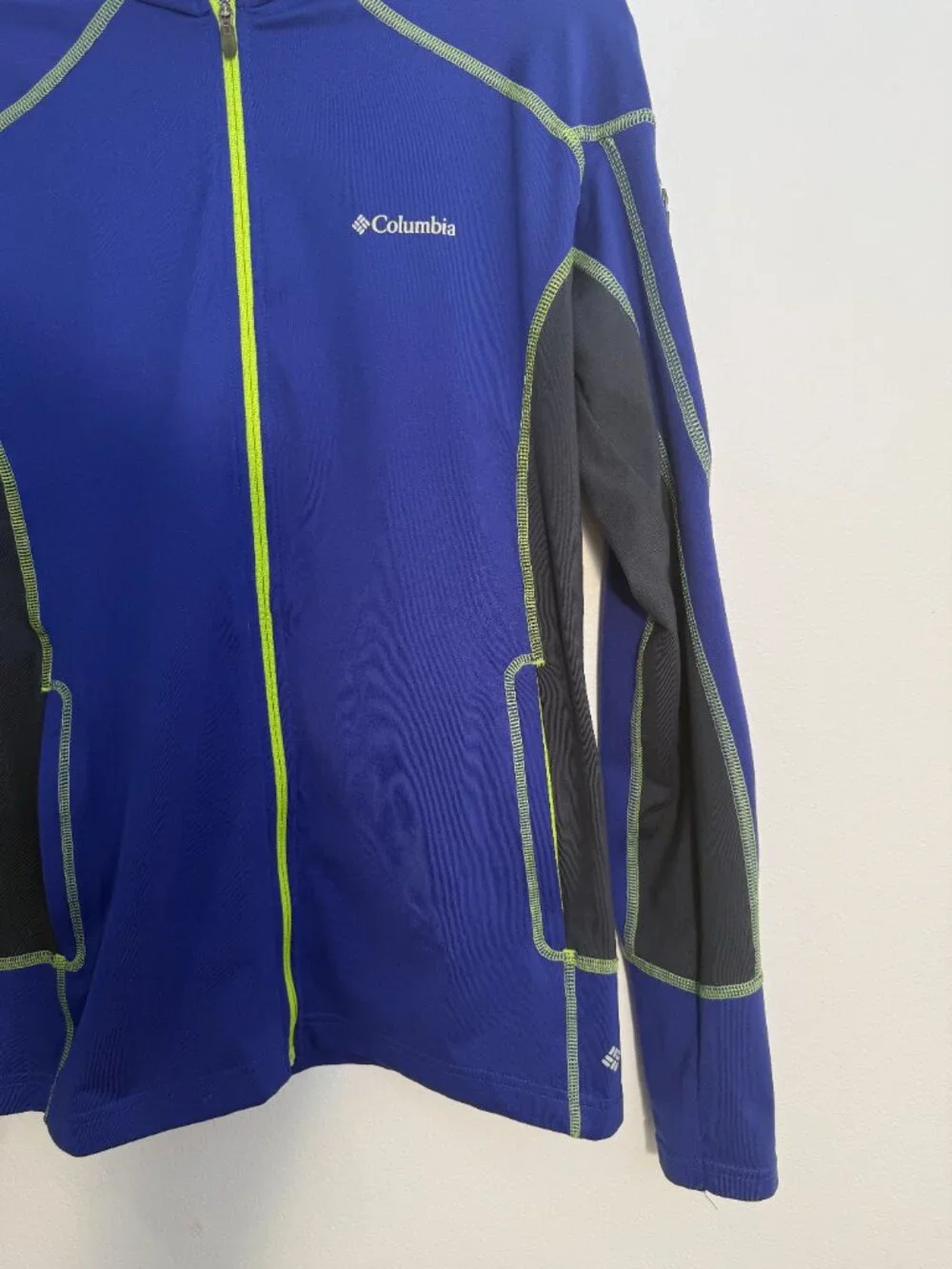 Columbia Trail Roamer EXS Jacket Medium M Purple Omni Heat Lightweight Full Zip
